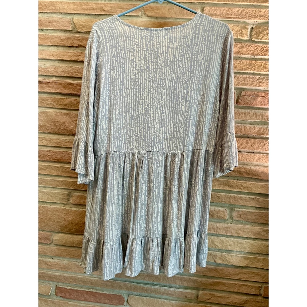 Millibon Tunic Top Medium - Picture 7 of 7